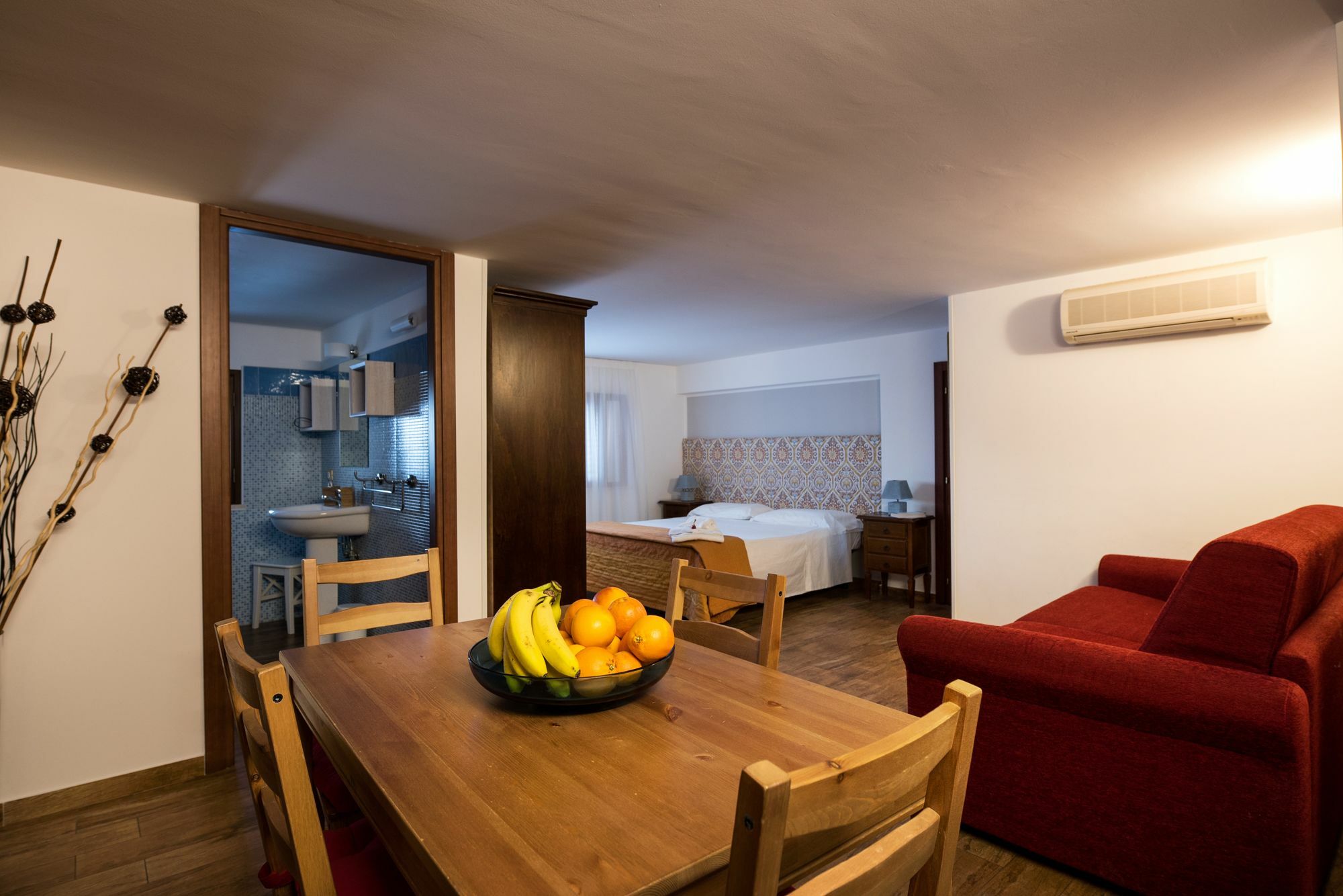 Bed and Breakfast Cabrera House Поццалло Экстерьер фото